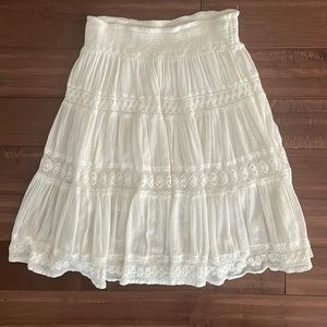 Anthropologie Knee-length white skirt size Small